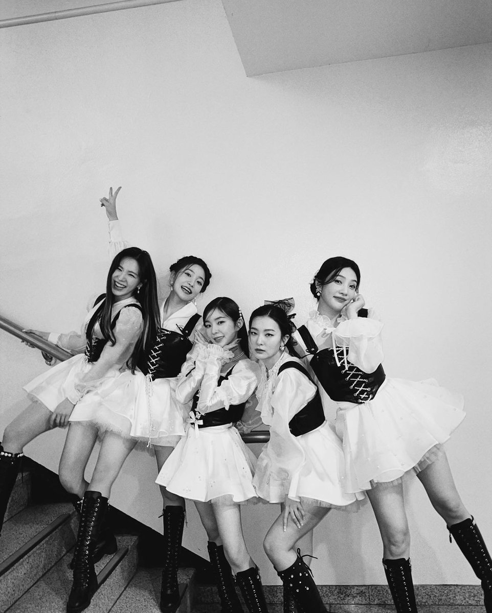 renebeebae's tweet photo. 💝 https://t.co/VAEmTG5zc2
