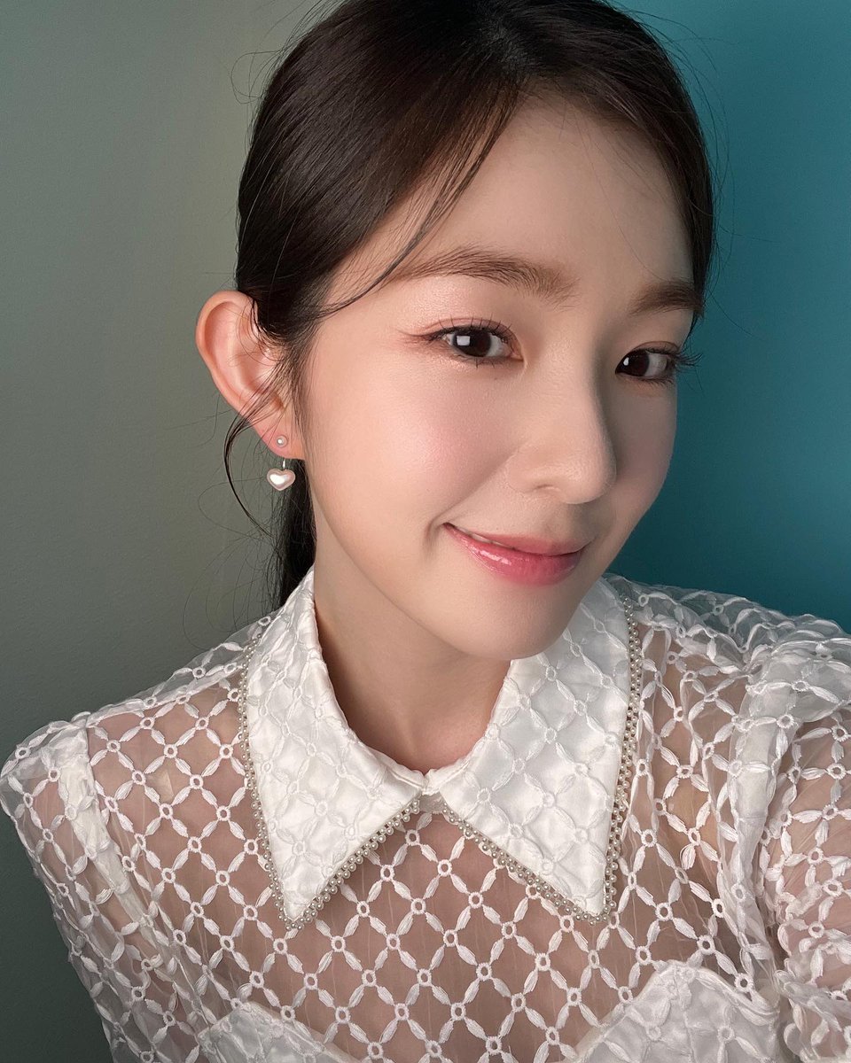 renebeebae's tweet photo. 🤍😉🤍 https://t.co/JYr2idflZ8