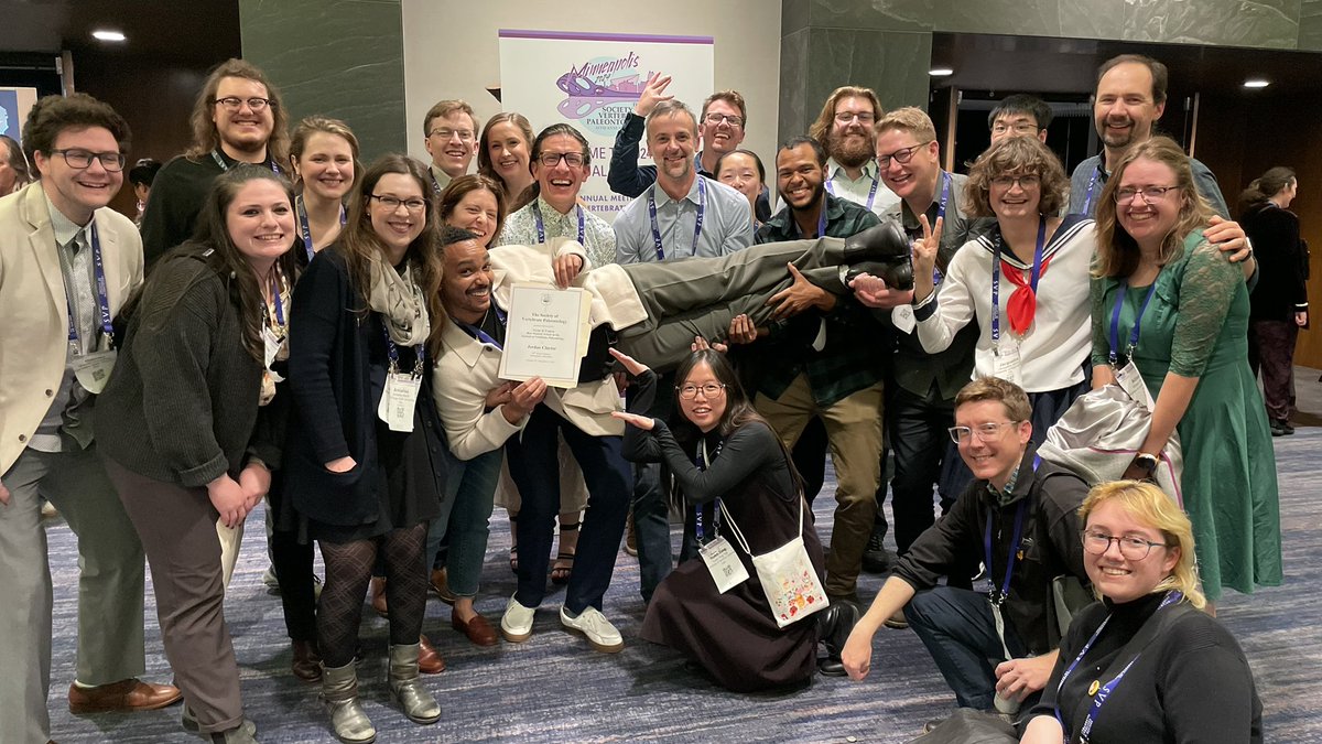 Christian A. Sidor (@christiansidor) on Twitter photo Here’s the annual <a href="/UWPaleo/">UWPaleo</a> <a href="/UW/">University of Washington</a> <a href="/Wilson_KPg_Lab/">Wilson-Mantilla KPg Lab</a> student, faculty, and alumni photo at the #2024SVP conference <a href="/SVP_vertpaleo/">SVP</a> Here’s the annual <a href="/UWPaleo/">UWPaleo</a> <a href="/UW/">University of Washington</a> <a href="/Wilson_KPg_Lab/">Wilson-Mantilla KPg Lab</a> student, faculty, and alumni photo at the #2024SVP conference <a href="/SVP_vertpaleo/">SVP</a>