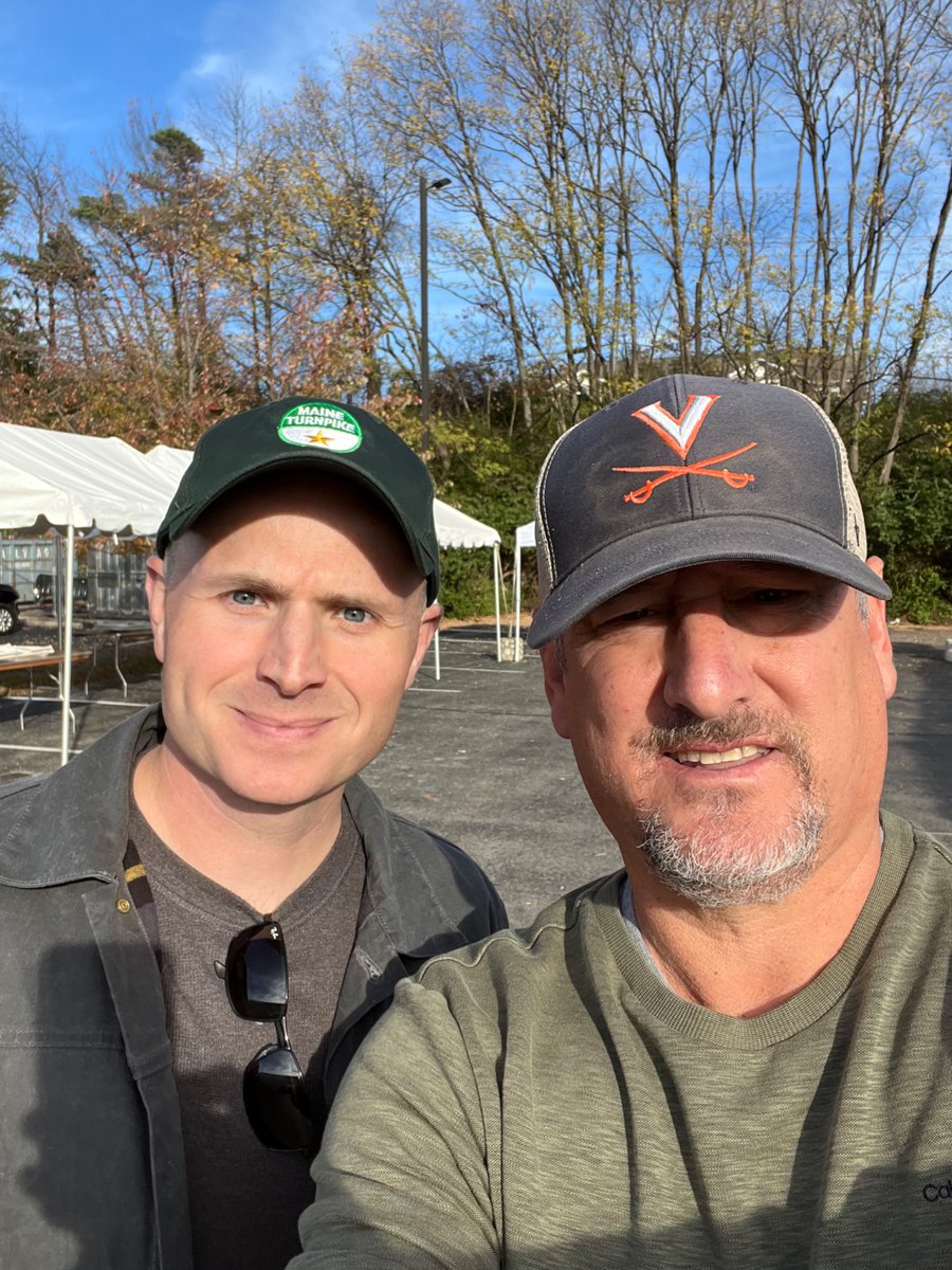 mjkoryta's tweet image. Thanks to @RichardChizmar for swinging through my hometown for @BloomBookFest!