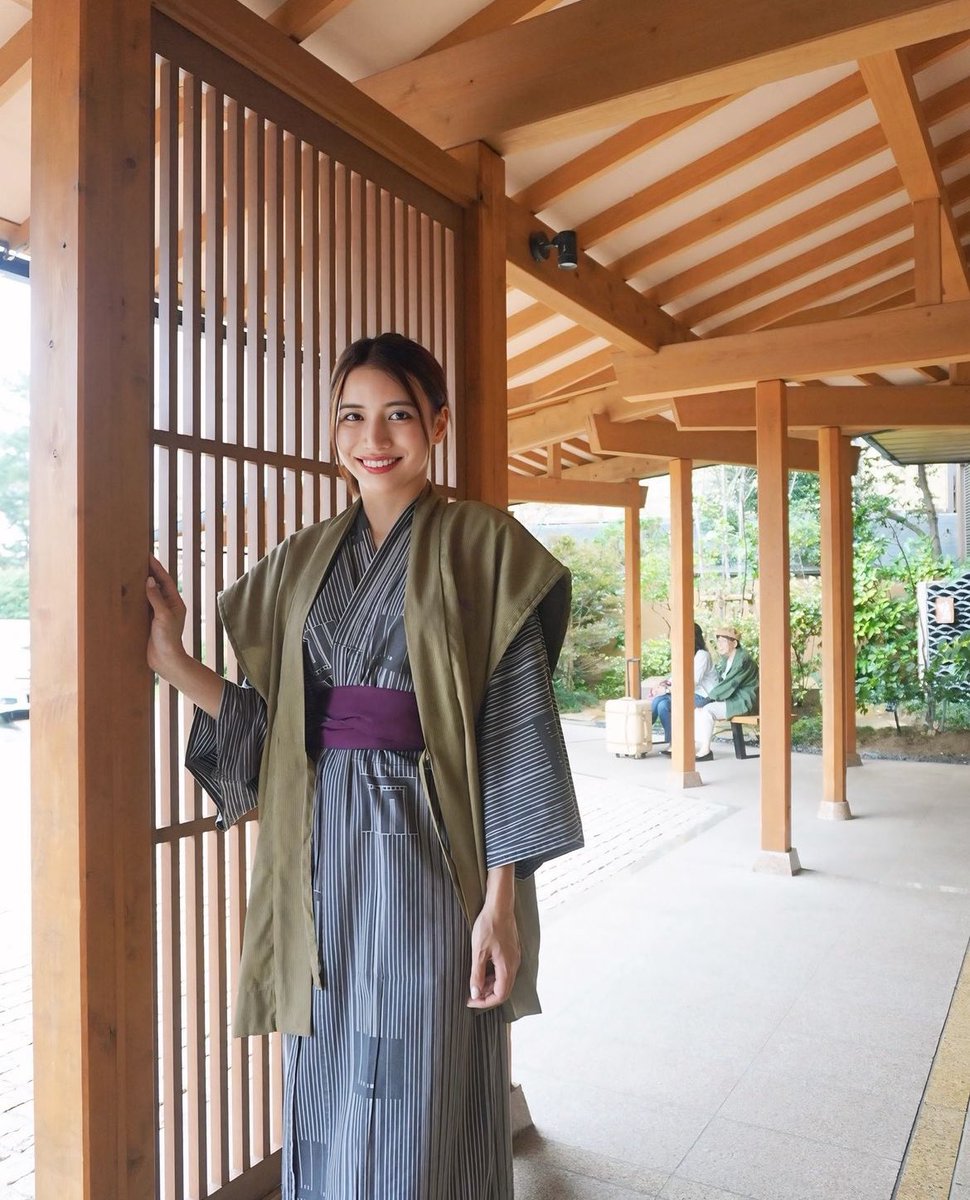 温泉が気持ちいい季節が
やっとやってきました♨️🧖‍♀️🍂 https://t.co/6ofrJ3GlXP