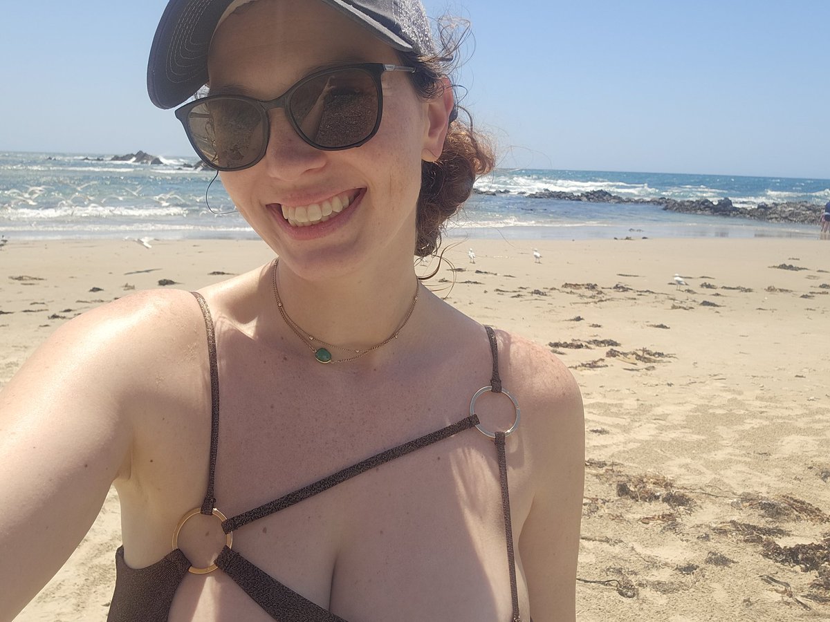 BeastingBeauty tweet media