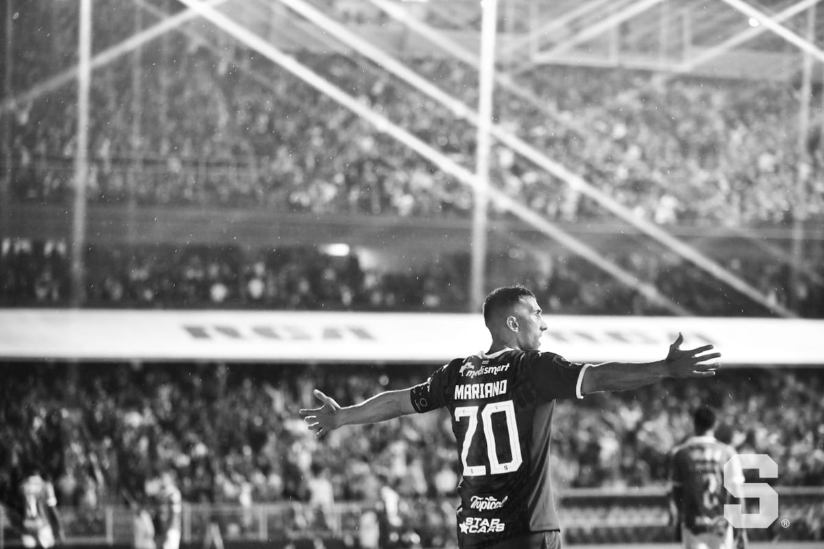 No sé, solo quiero poner esta foto por aquí porque somos lo más grande que existe 💜