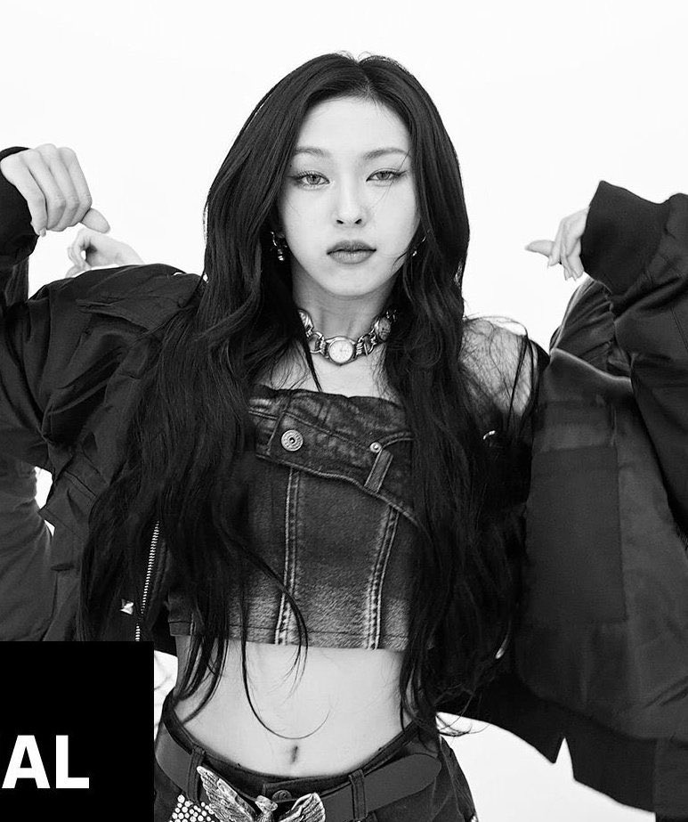 นี่แหละๆๆ ถูกต้องมากลุคนี้คือเท่ เผ็ช สมกับเป็นแคนนี่มากๆ ลูกสาวเริ่ดเวอร์ ยัยแมวดำของแม่🐈‍⬛❤️‍🔥

CLIKCLAK PERFORMANCE VID
#BaemonCLIKCLAKPerformance
#CHIQUITA #BABYMONSTER