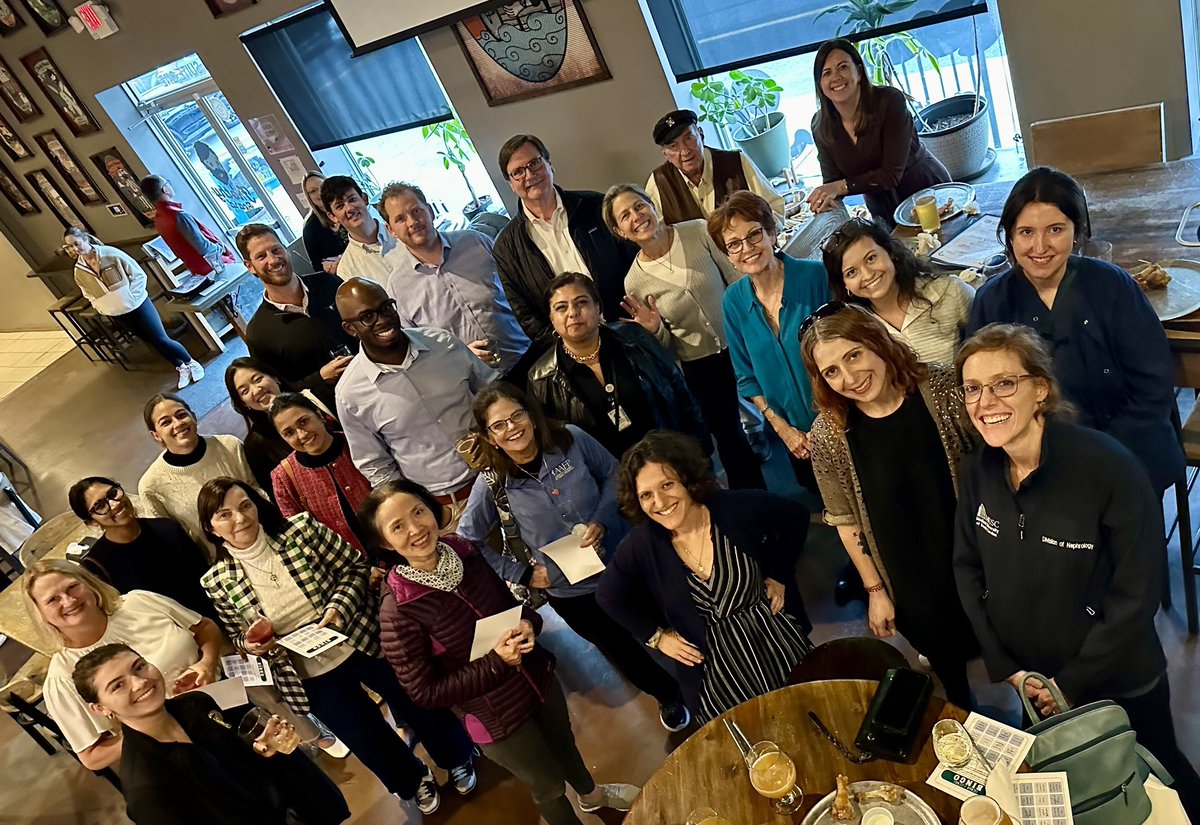 ChasMedSociety's tweet image. Networking Bingo was a success!  Thank you for joining us and the @SCMedAssoc at the October Medical Mingle.  We had great fun and made new connections. We will keep you posted on the next event!

#CCMSUpdate #CCMSmedicalmingle