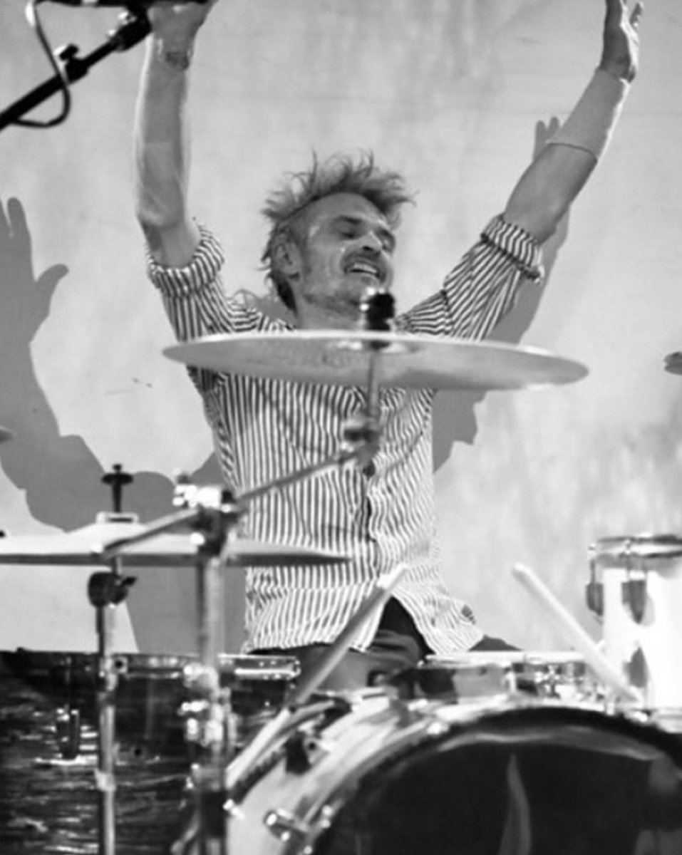 autohaze's tweet photo. So sad &amp; heartbreaking to hear of the passing of @undrgrndlvrs drummer Richard Andrew. So loved &amp; will be missed by family &amp; friends. https://t.co/dfwK3Xb9Ab