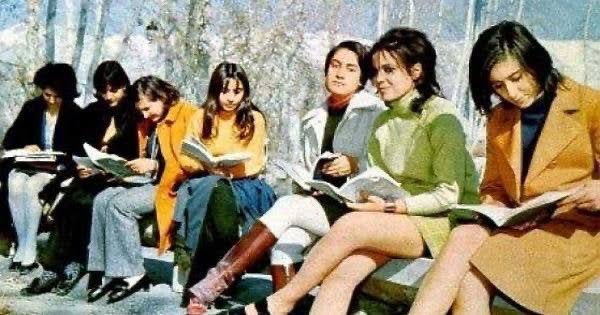 mbaskjha's tweet photo. @ocjain4 ये तस्वीर 1979  की है जब ईरान में इस्लामीकरण शुरू हुआ था,इन कट्टरपंथिओ ने पूरे देश को लील लिया https://t.co/AIoprSw0YE
