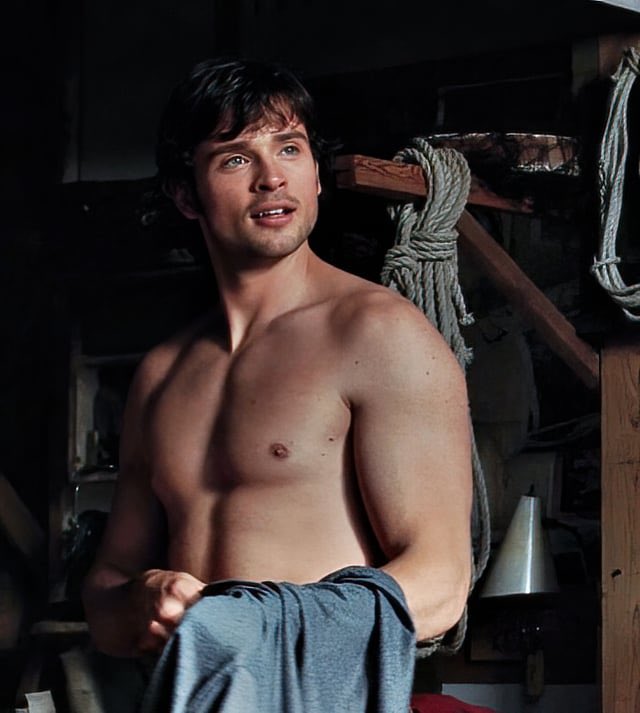 therimjobreaper's tweet photo. 2000s tom welling this is not up for discussion https://t.co/Ieqbzt6qwC