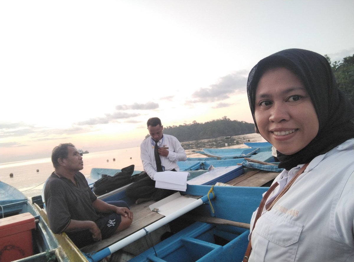 NurlettePi's tweet photo. Senin,28 Oktober 2024, hafni Nurlette luhkan buru Selatan, melakukan pendataan produksi perikanan tangkap
#LuhLapor
#GiatLuhkanSatminkalAmbon
#BuruSelatan https://t.co/LxEtkRZvnW