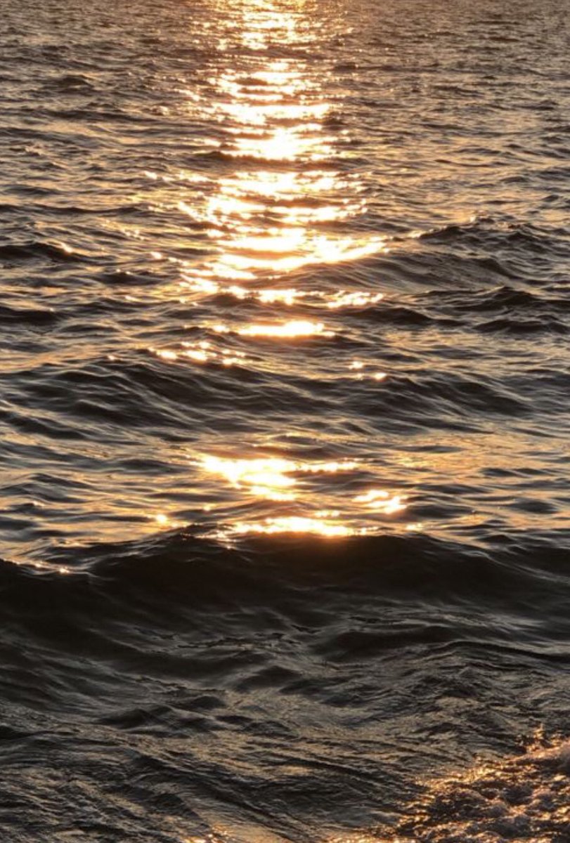 roshh_03's tweet photo. 🌊🌤️ https://t.co/1mHK4ivLsi