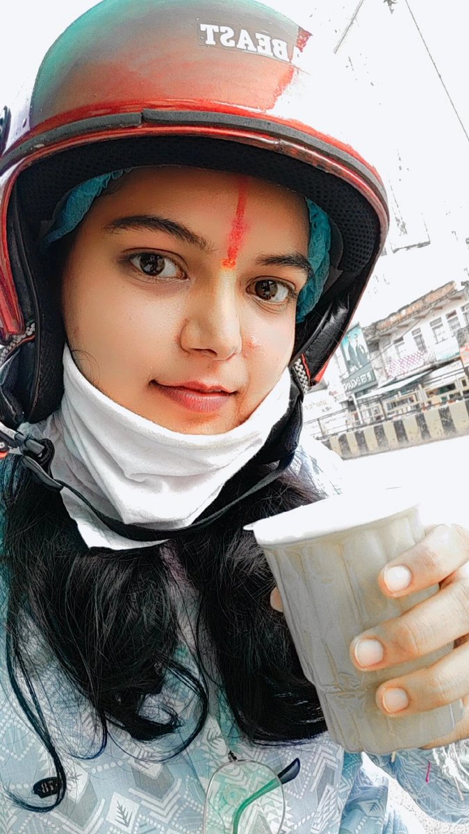shrijiacharyaa's tweet photo. 🧿 #21Aug204 🧿 Simplicity is a beauty darling🤗🤠😎
#BESTPhoto2024 #photoshootmodel #photoshoottime #simplicity  #beauty  #darling
#Chhutkkiacharya #ShrijiAcharya https://t.co/3yGa4kMk6z