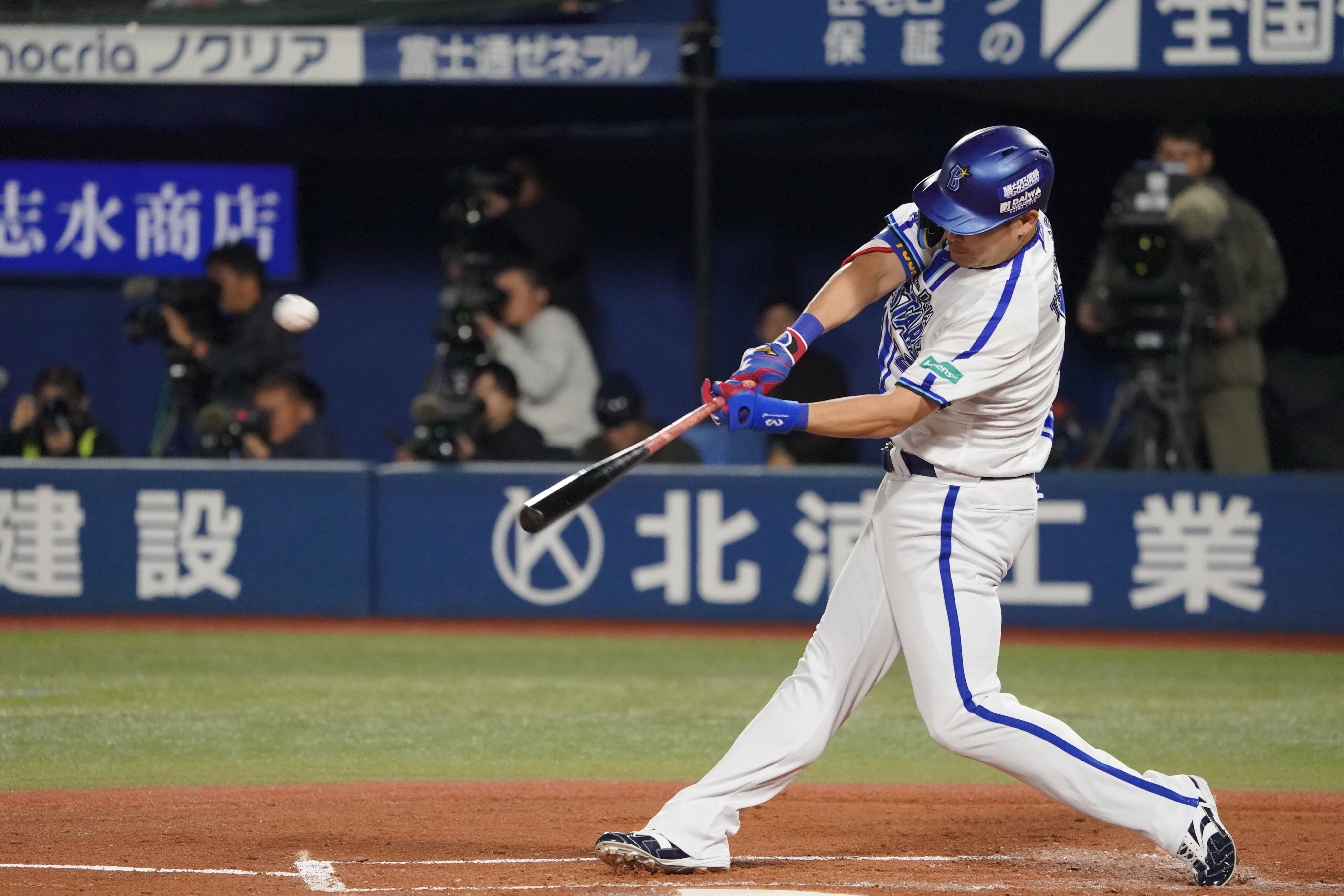 横浜DeNAベイスターズ　フォトパネル　筒香嘉智 191029_02_18.jpg
