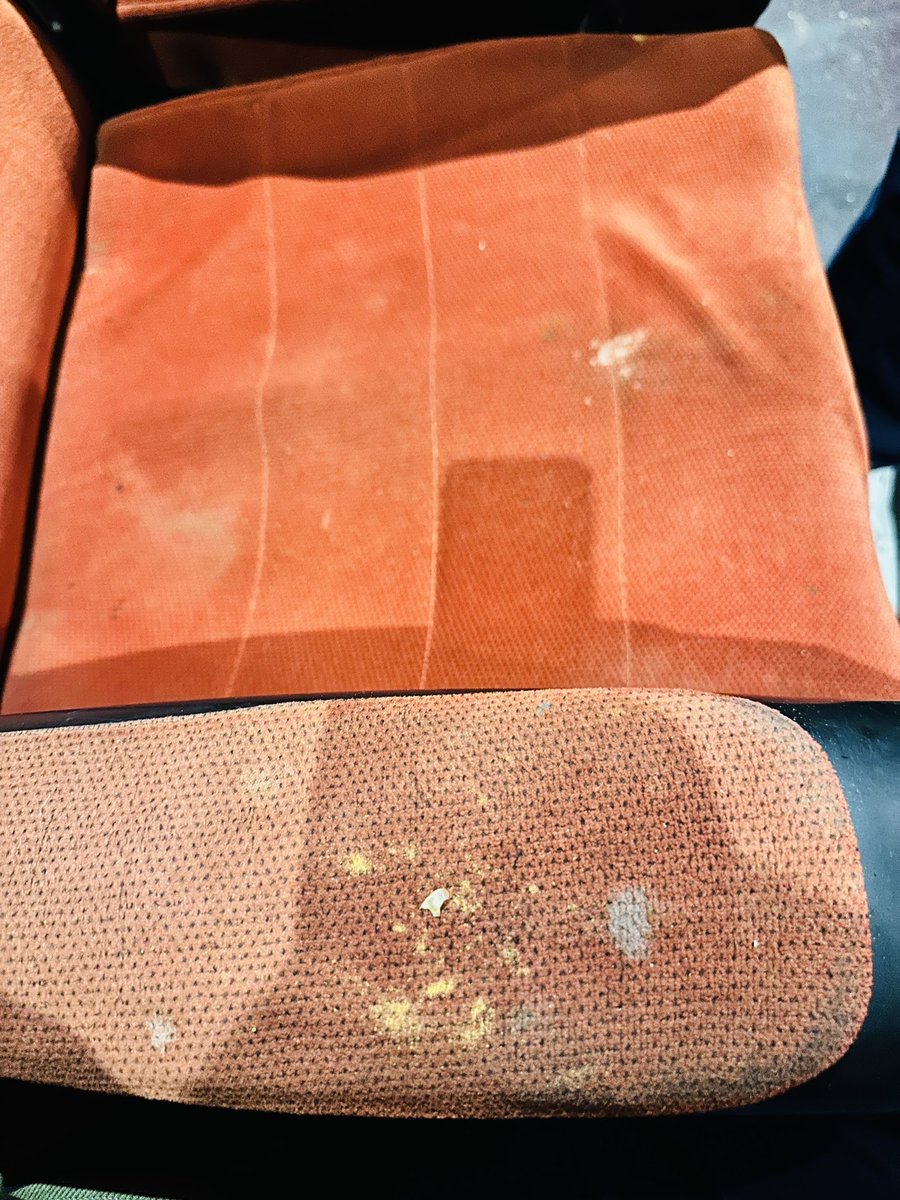sunilkumar8mile's tweet photo. @thegrandmall @_PVRCinemas @PicturesPVR Yesterday I have been to the movie  with @YoursLovinglyAk “Brother” Tamil movie in PVR Grand Mall Velachery and the theatre stinks and seat are dirty &amp; stinky , uncleaned floors and foul smell. The whole theatre was in pathetic condition. https://t.co/MQSDDogDyr