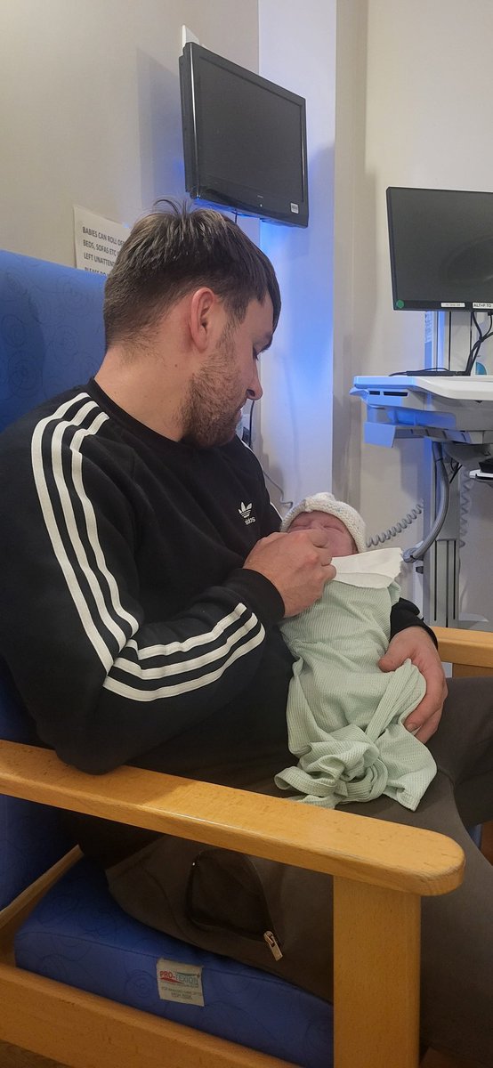 Frankie Russell

Welcome to the world little man 

👶✨️✨️
