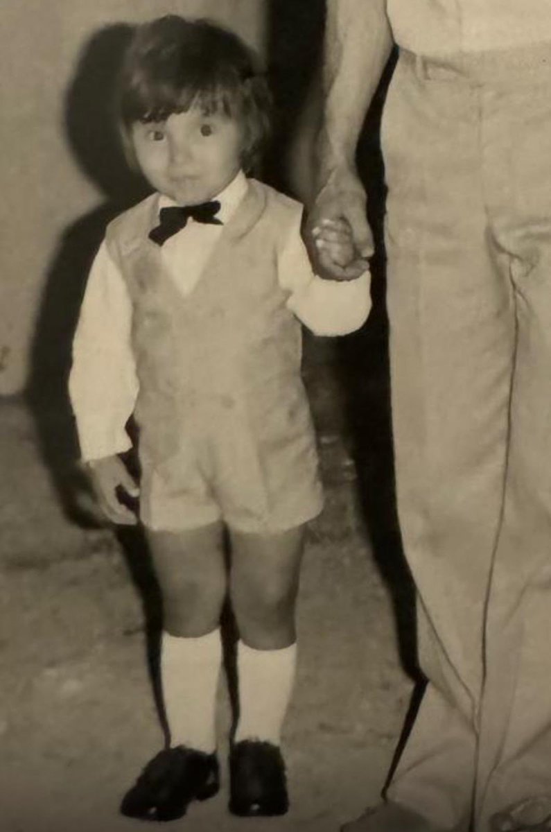 atefmusic's tweet image. Je suis toujours ce gamin qui est content de participer à la fête !