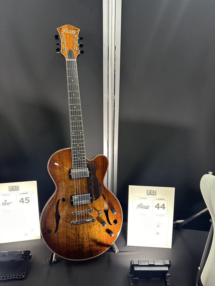 Hiro YAMADA | stilblu,NAGI GUITARS by Blue Guitars tweet media