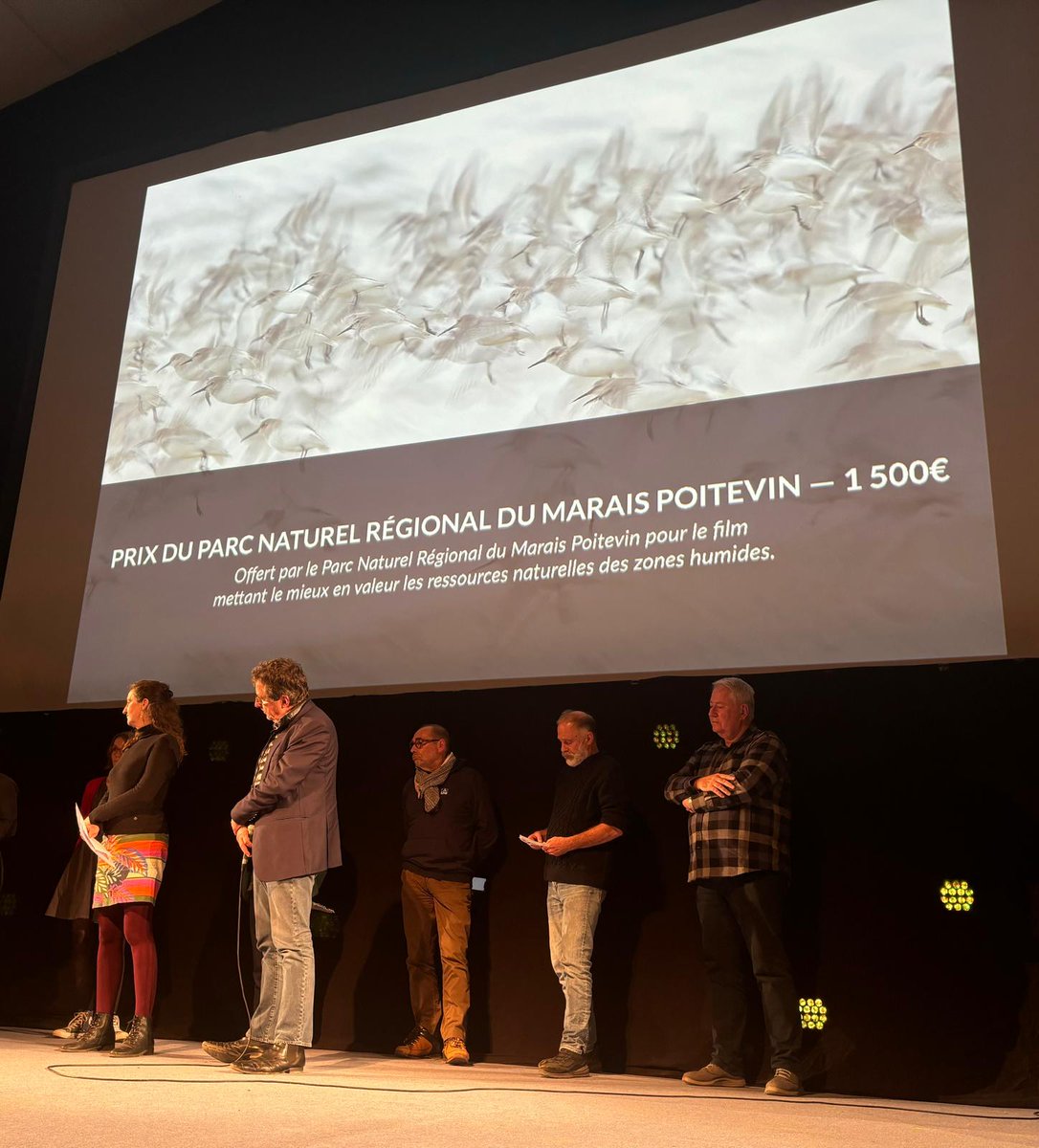 Parc naturel régional du Marais poitevin (@pmaraispoitevin) on Twitter photo <a href="/FestivMenigoute/">Festival Ménigoute</a> : <a href="/pmaraispoitevin/">Parc naturel régional du Marais poitevin</a> remet son prix (pour mise en valeur les ressources naturelles des zones humides) à « Grebe the lover » d’Amir Agha Abdollahi, cinéaste iranien!
<a href="/duforestel/">duforestel</a> <a href="/Riouguillaume79/">Guillaume Riou</a> <a href="/NvelleAquitaine/">Nouvelle-Aquitaine</a> <a href="/RamsarConv/">Convention on Wetlands</a> <a href="/RamsarFrance/">Ramsar_France</a> <a href="/DeuxSevres/">79 le Département</a> <a href="/Fondation_EDF/">Fondation groupe EDF</a> <a href="/FestivMenigoute/">Festival Ménigoute</a> : <a href="/pmaraispoitevin/">Parc naturel régional du Marais poitevin</a> remet son prix (pour mise en valeur les ressources naturelles des zones humides) à « Grebe the lover » d’Amir Agha Abdollahi, cinéaste iranien!
<a href="/duforestel/">duforestel</a> <a href="/Riouguillaume79/">Guillaume Riou</a> <a href="/NvelleAquitaine/">Nouvelle-Aquitaine</a> <a href="/RamsarConv/">Convention on Wetlands</a> <a href="/RamsarFrance/">Ramsar_France</a> <a href="/DeuxSevres/">79 le Département</a> <a href="/Fondation_EDF/">Fondation groupe EDF</a>