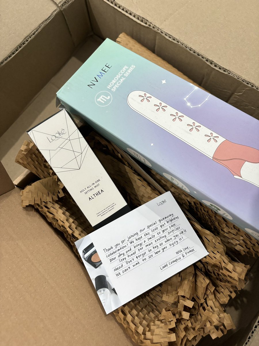 rectoverso's tweet photo. Look what came in my mail today👀🫶🫶 thank youu! @lookecosmetics @nvmee_id love u both!!🤍💋 https://t.co/j3m7rhWebY