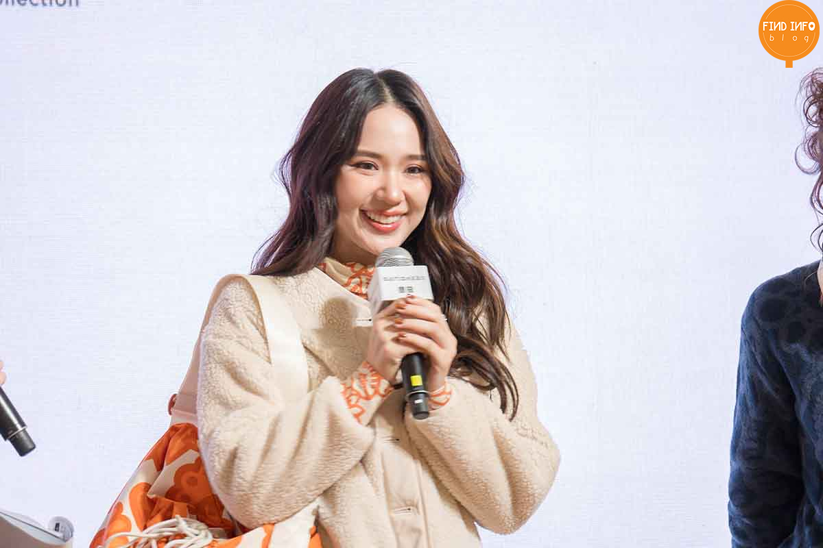 FindInfoBlog's tweet photo. ส่องความสวยน่ารักของสองสาว ญดา นริลดา และ แบม สราลี กับ คอลเลคชันใหม่ UNIQLO x Marimekko Fall/Winter 2024 ไอเทมหน้าหนาวสุดพิเศษ

#ญะแบม #แบมญะ #ญดานริลญา #แบมสราลี #yadarilya #bbam_s #YadaBam #UniqloThailand https://t.co/GkXq277lz5