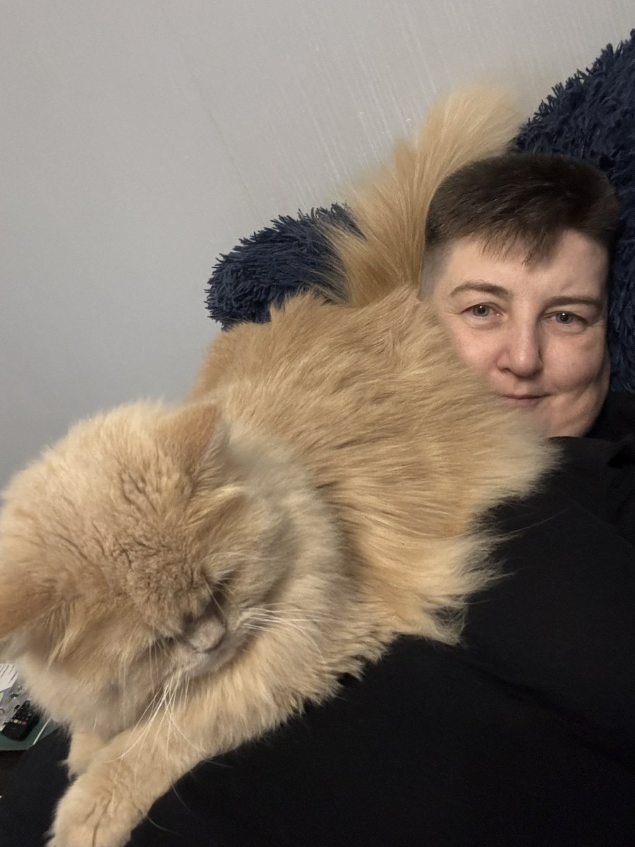 Everyone should have someone who loves you when you forget to love yourself... 💞🐈💙

I vote <a href="/JakeB4rever/">BIU.</a>
#NETIZENSREPORT #BuildJakapan for Asian Celebrity of the Year #ACOTY2024 #ACOTY2024BuildJakapan <a href="/thenreport/">The Netizens Choice Magazine</a>
