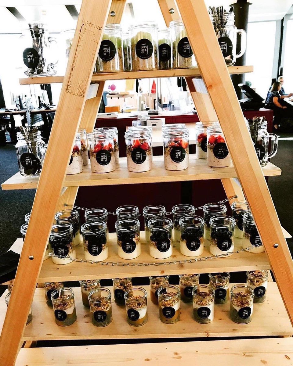 JamesJar2016's tweet photo. 💚 Mmmmm, best vegan #breakfast in #Jars ! 

👉 Order yours on https://t.co/AWrPHY6EoK

#healthy #swissmade #zurich https://t.co/liISDAmWOb
