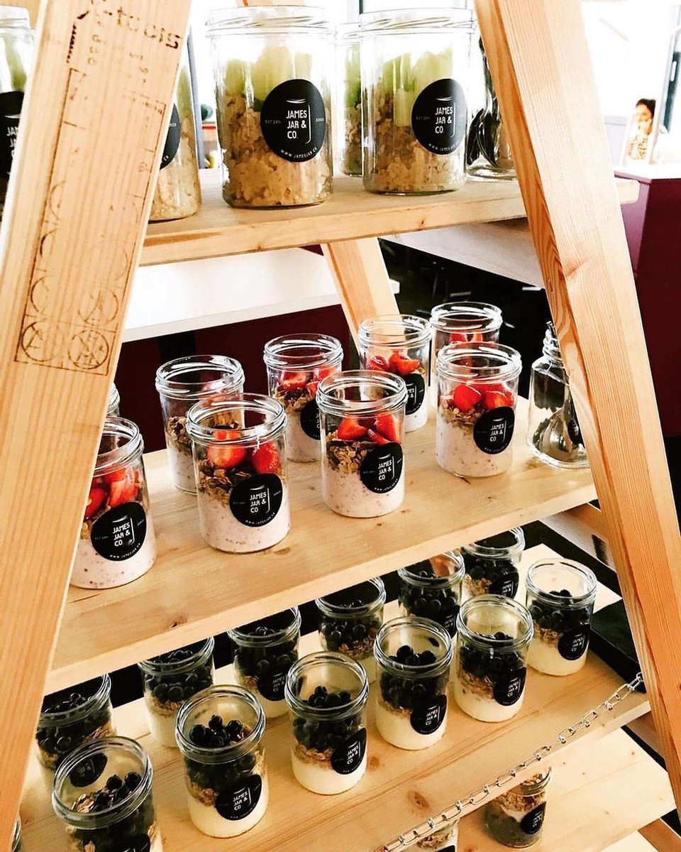 JamesJar2016's tweet photo. 💚 Mmmmm, best vegan #breakfast in #Jars ! 

👉 Order yours on https://t.co/AWrPHY6EoK

#healthy #swissmade #zurich https://t.co/liISDAmWOb