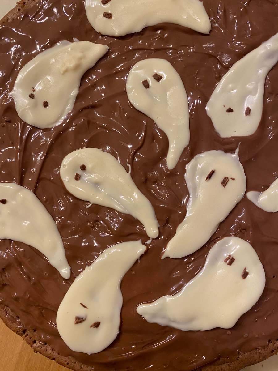 Spooky season mit den Girlies und spooky food beendet hihi<33