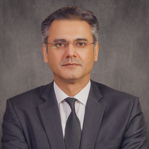 Dr. Shahbaz GiLL (@shabazgil) on Twitter photo Attention everyone. Name & Shame 🚨
So far, Mansoor Awan has not gotten flak for his complicity and support in Regime’s crimes and fascism. Let’s high light his role by tagging <a href="/Harvard/">Harvard University</a> <a href="/Harvard_Law/">Harvard Law School</a> <a href="/HarvardLawDOS/">HLS Dean of Students</a> to let them know they badly failed to teach him basic Attention everyone. Name & Shame 🚨
So far, Mansoor Awan has not gotten flak for his complicity and support in Regime’s crimes and fascism. Let’s high light his role by tagging <a href="/Harvard/">Harvard University</a> <a href="/Harvard_Law/">Harvard Law School</a> <a href="/HarvardLawDOS/">HLS Dean of Students</a> to let them know they badly failed to teach him basic