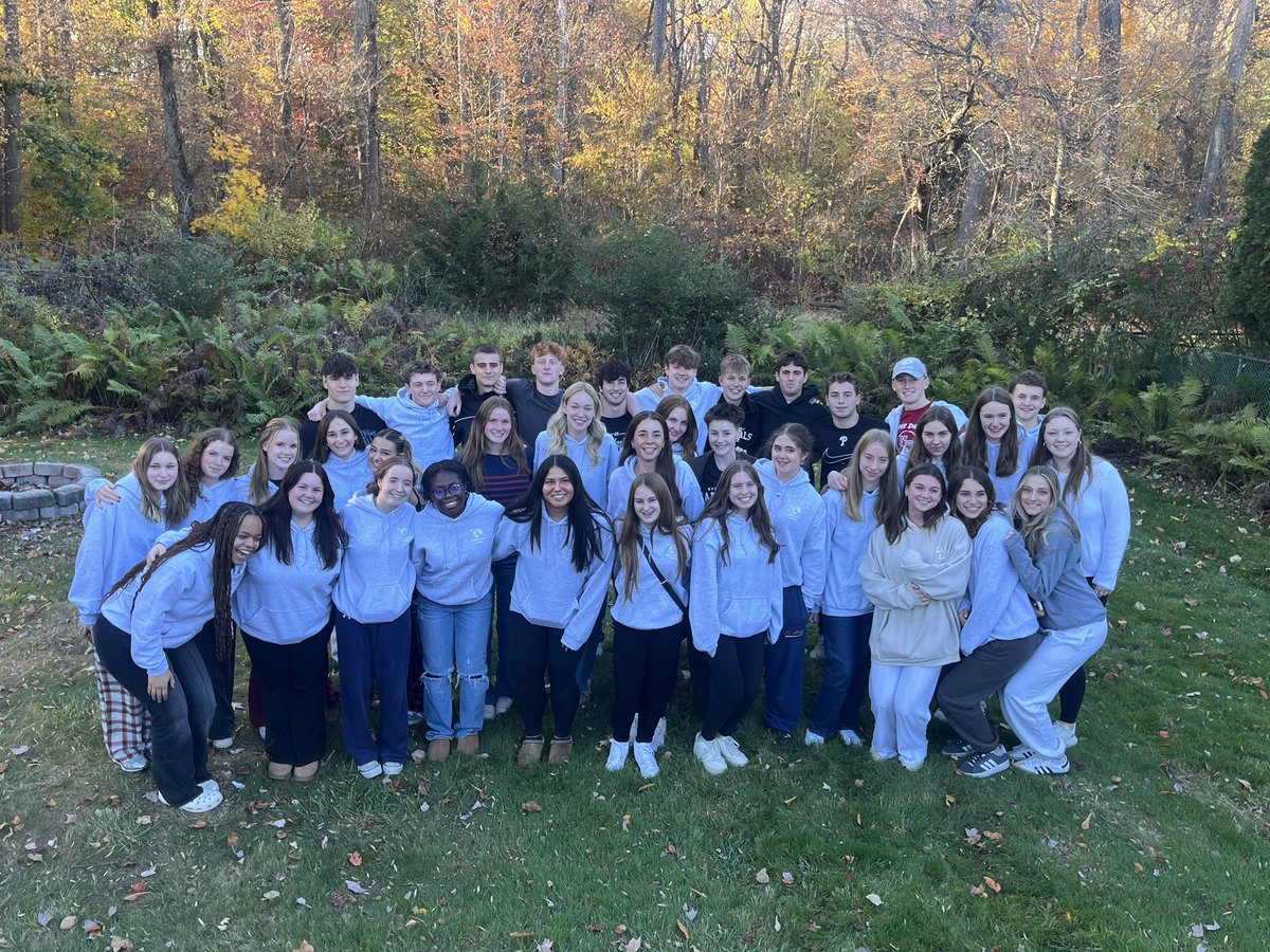 SJL 6th Form tweet media