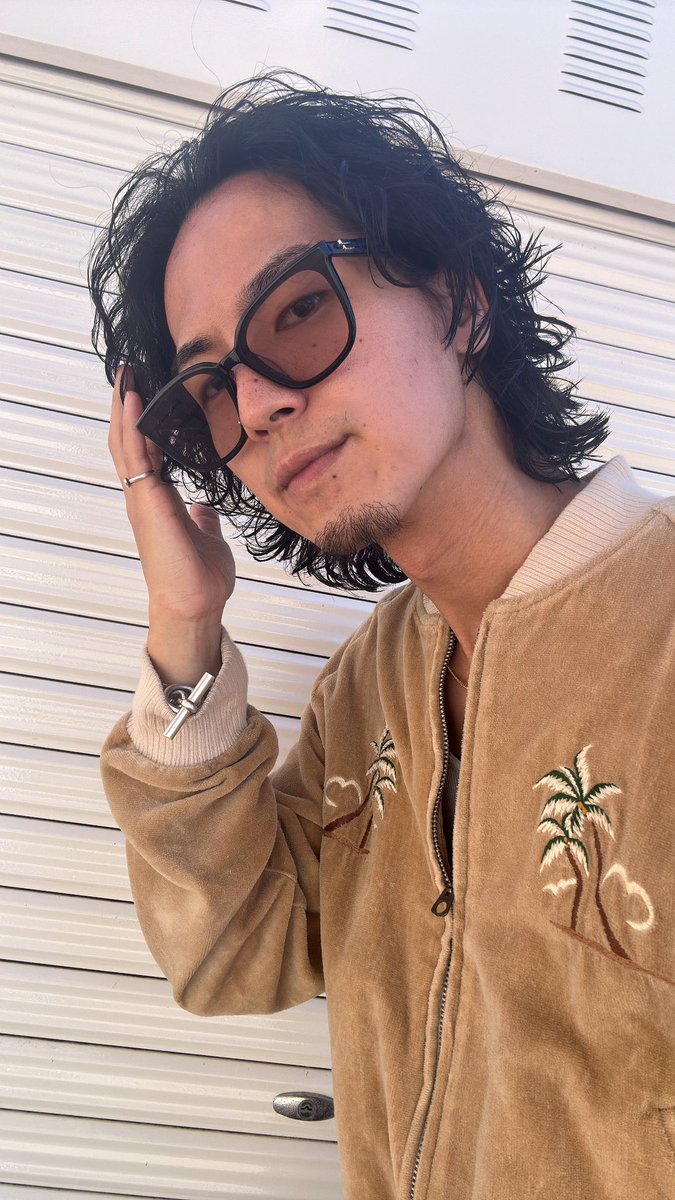 syuhei_abe's tweet photo. 11月14日にオープンする「noi」で働かせて頂くことになりました！
基本マンツーマンでの施術になるので最初から最後まで僕がやらせて頂きます😊

是非この機会に遊びに来てくださいねー👍

チアーズの近��も知りたいです笑

公式LINEを登録して予約して頂けると嬉しいです！

https://t.co/Y9SUuGav2o https://t.co/ttOjyQvtnG