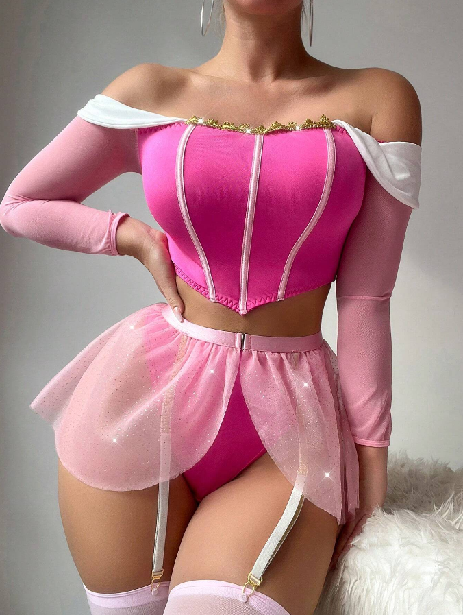 SainteMarnie's tweet photo. Idée : vous m'offrez mon énorme panier et moi je stream avec cette tenue sur mario kart🫶🤝 https://t.co/1Ttf7CbKcZ