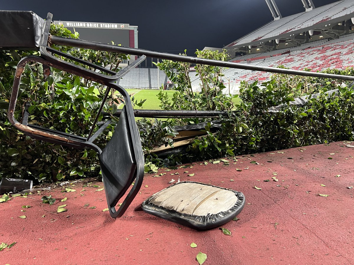 JustinKing's tweet photo. Number 94 was special.

Goodnight 🤙 https://t.co/lNByA7JZSl