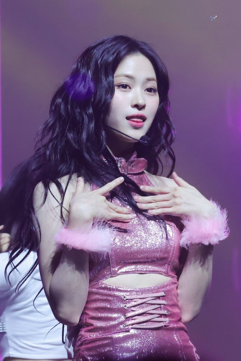 241102
#류진 #RYUJIN #있지 #ITZY