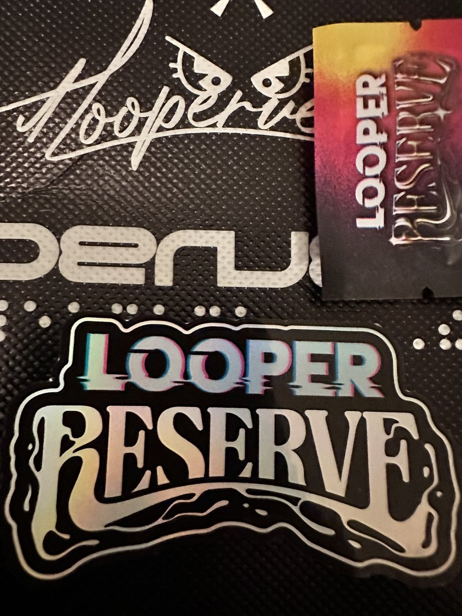 nova_star10137's tweet photo. OooWeee TEASER 🚨 ALERT! LOOPER has something “Absolutely Out of this World” fixing to DROP any day! You DON’T want to miss out on trying these @thelooperverse 💙🌀🔥They are Fire! More to come…#looperfam #looperverse #stonerfam #CannabisCommunity https://t.co/BIG1tmxOie