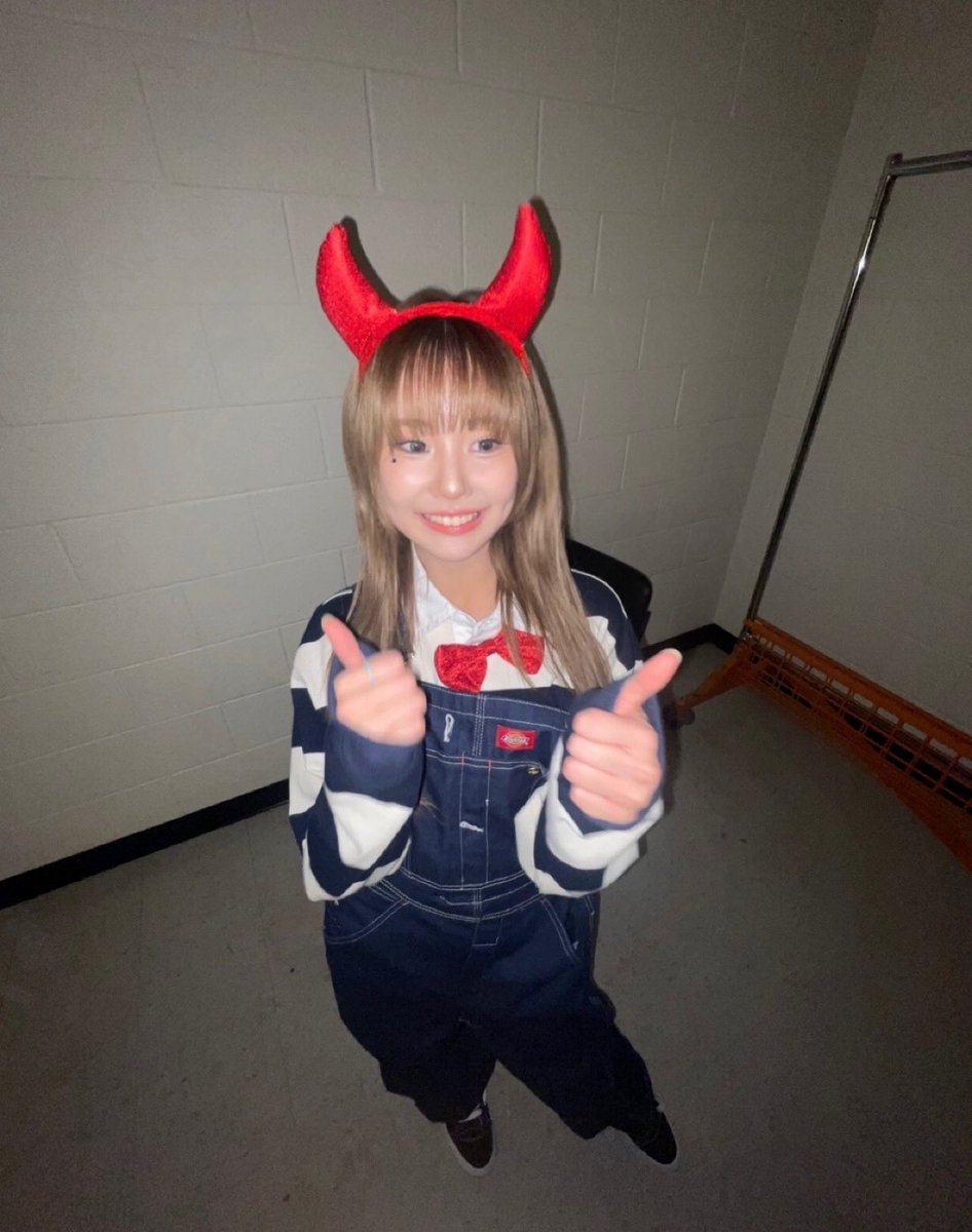 코난+😈 (photo by🌞)
#YOUNGPOSSE #한지은 #JIEUN