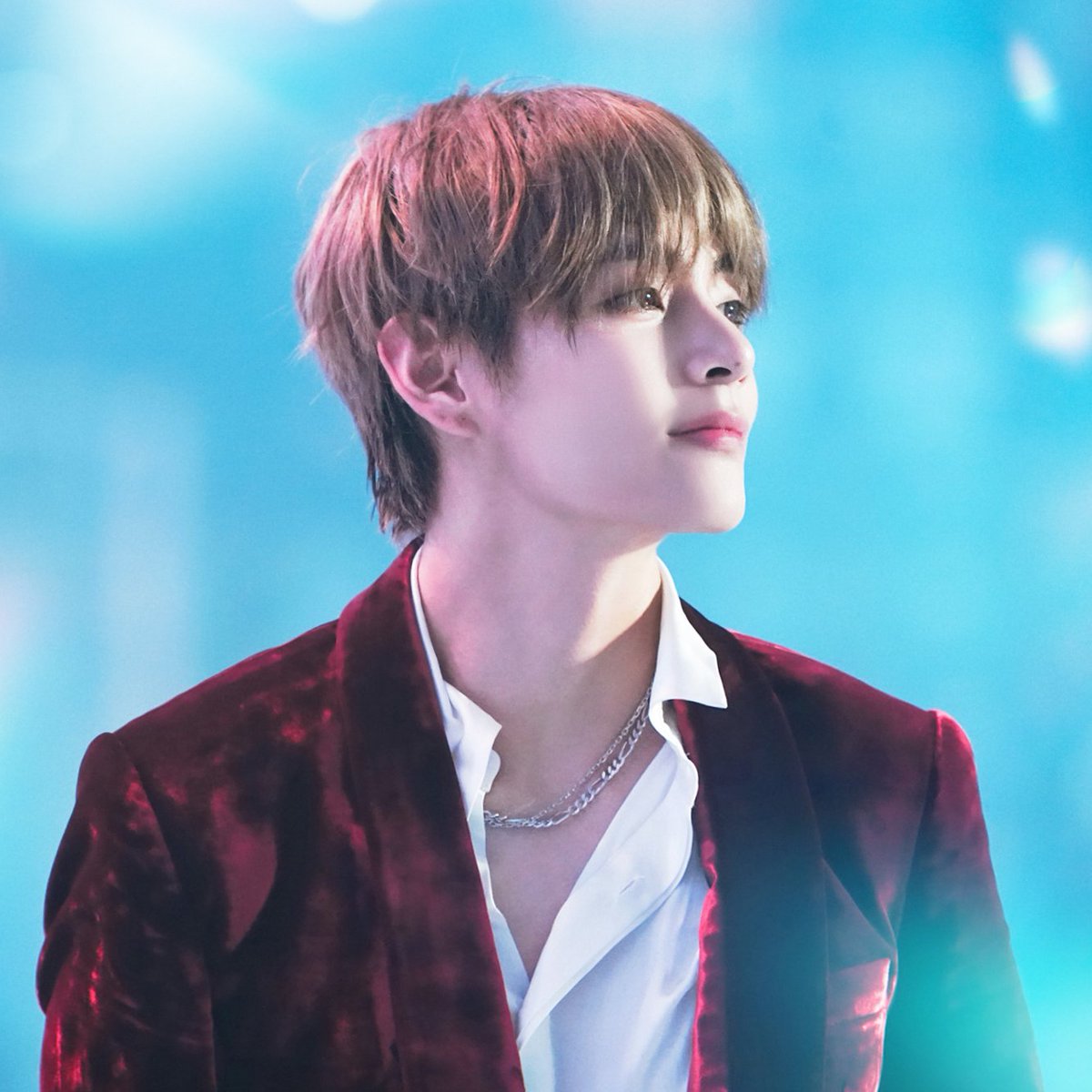 Christmas Tree by V has surpassed 420,000,000 streams on Spotify!

I vote #V for #PopGoldenAward2024