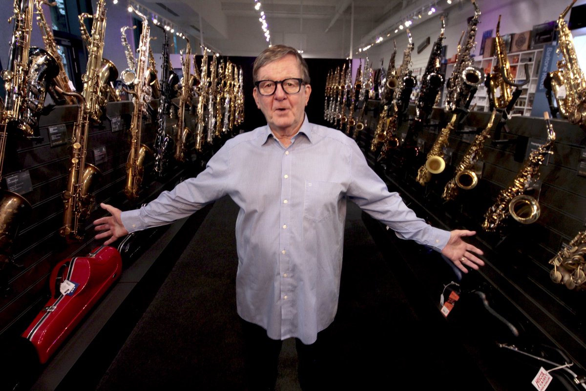 I have decided we all need more Sax in our lives! The Music Garden today 1-3pm only on <a href="/jazzfm/">Jazz FM</a> #RobbieVincent #JazzFM With thanks to @mistanormski @saxworldwide #RobbieVincentShow #IfitMovesFunkit 
Sax London, London SE1 #Normski #Saxaphone #MusicGarden #JazzFunkSoul