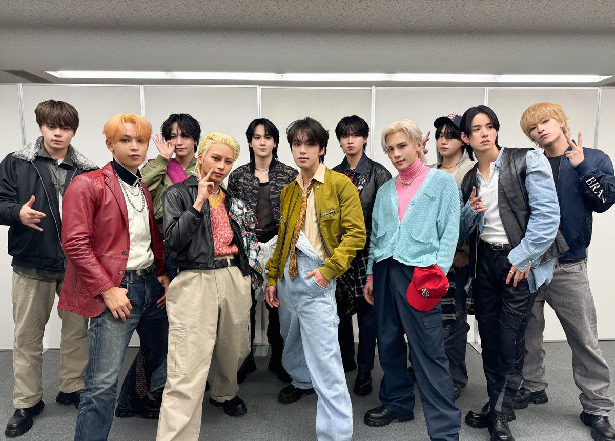 official_jo1's tweet photo. #御堂筋ランウェイ2024

お越しいただいた皆様
ありがとうございました✨

🎤TODAY'S SETLIST
M1. Love seeker
🚙 https://t.co/02rfcpUPhf
M2. WOW WAR TONIGHT
～時には起こせよムーヴメント(JO1 ver.)
🕺https://t.co/tWcD1LHVxf

#御堂筋ランウェイ
#JO1 #Love_seeker
#JO1_WOW_WAR_TONIGHT https://t.co/IW1OW5oijs