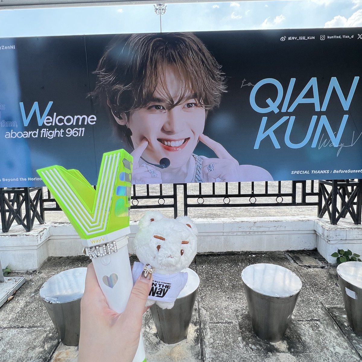 AAAAH SO CUTEEE 🥹🥹🐻🩵🧡
<a href="/KUNSCLOUD0101_/">𝙆𝙐𝙉 '𝙨 𝘾𝙡𝙤𝙪𝙙 𝙏𝙃 ☁️</a>

#WayV_ONTHEWay_in_BANGKOK