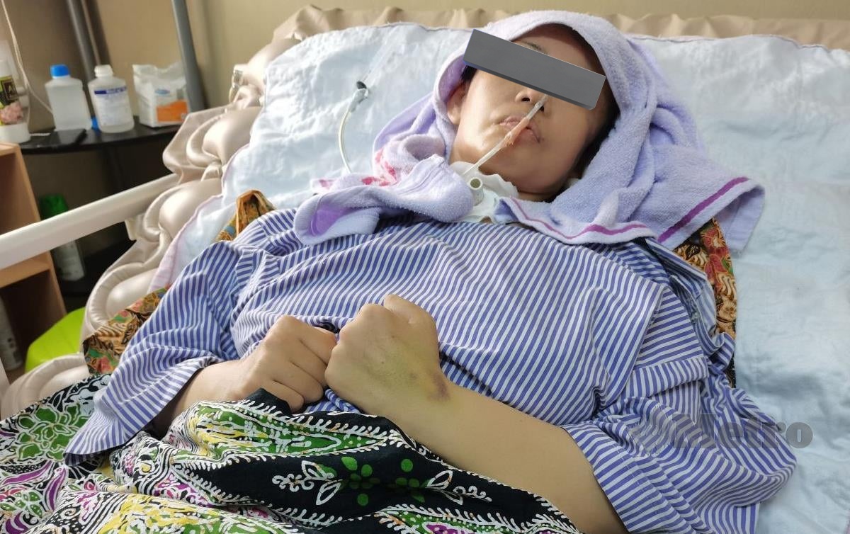 Hangpa kena ambil tau lebih pasal kes ni. Belasah isteri hamil sampai koma.

Then pukimak ni masih bebas main bola tapi bagi alasan sesak nafas.

Link : mstar.com.my/lokal/semasa/2…