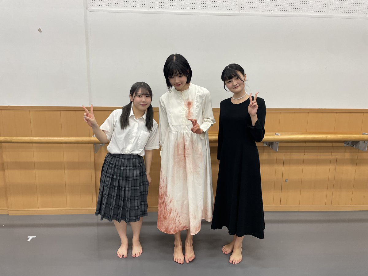 Tekubikuru's tweet photo. 🫸終演🫷

ありがとうございました。終わっていて、終わらない物語はお楽しみいただけましたでしょうか。

👇感想フォームはこちら👇
https://t.co/RybRu4OwaX https://t.co/UBNPfxesnj