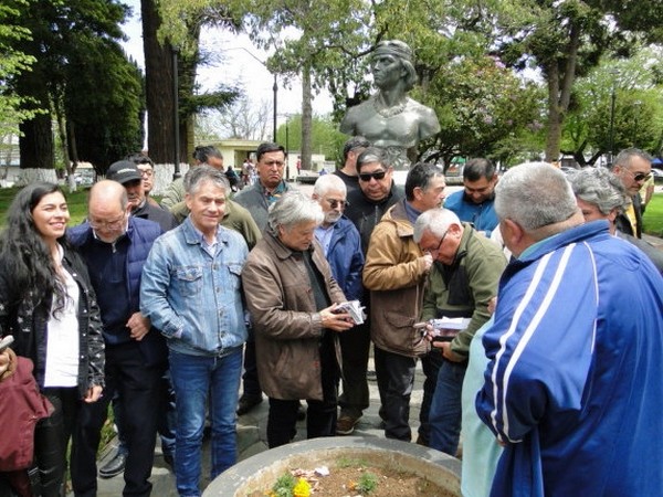 lanalhue's tweet photo. ALEJANDRO NAVARRO LANZA SU CAMPAÑA A GOBERNDOR DESDE CAÑETE PARA TODA LA PROVINCIA DE ARAUCO.
 Alejandro Navarro realizó diversas reuniones de coordinación como candidato a segunda vuelta de Gobernadores de la Región del Biobío, unos de ellos, en la pla https://t.co/zf8LHkkH9Z https://t.co/8r5z1wftyc