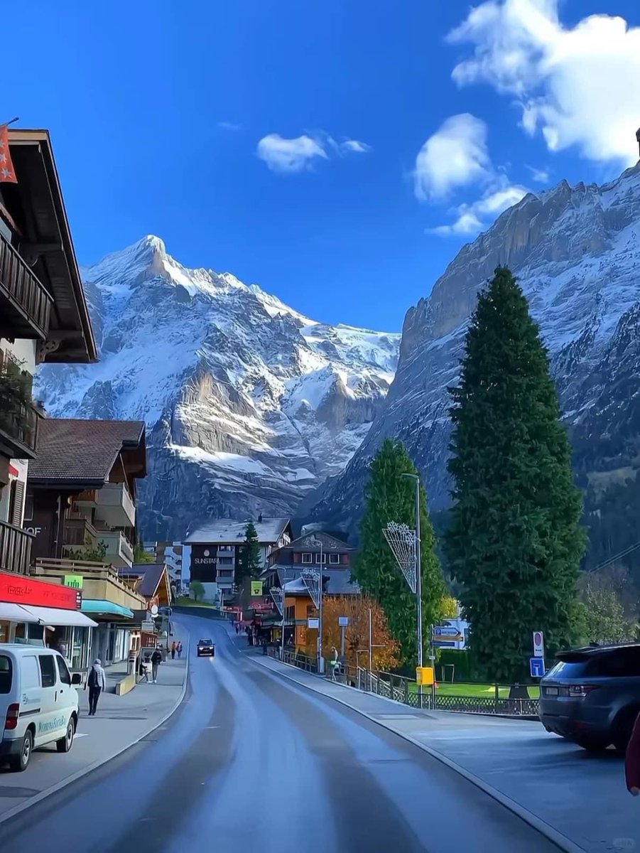 SeascapeNature's tweet photo. Grindelwald, Switzerland 🇨🇭 https://t.co/MWBvQihkNz