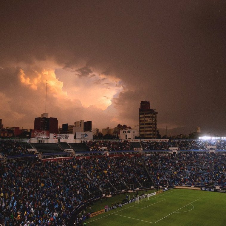 El aura que tiene este equipo

Dios mío 🔵