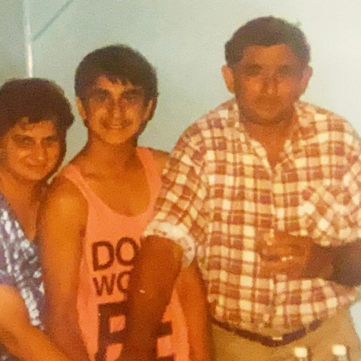 kiwi49er's tweet photo. Been off this platform for a while, unfortunately mum got really sick in May, however my dad got upset seeing this and got sick himself and passed away in June😭😭  Mum then passed away in September😭😭 
So heartbreaking 💔 
Love you mum and dad and miss you so much 🥺 https://t.co/LitF3sGFEH