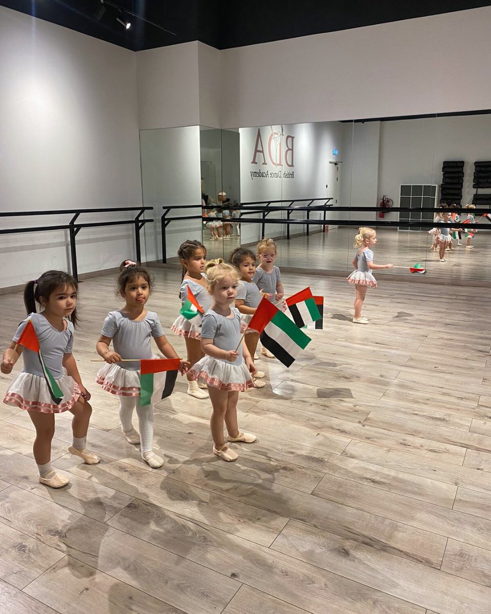 BDA_GCC's tweet image. 🇦🇪❤️ Happy UAE Flag Day from British Dance Academy and our cutest of students!

#kidsdanceclassesdubai #dubaikidsactivities #danceclassesforkids #adultdanceclasses #britishdanceacademy #danceclasses