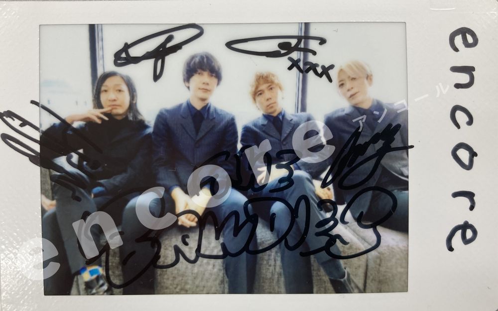 encore_inf's tweet photo. THE BAWDIES インタビュー🎤
https://t.co/fJYTi9FOnM
公開記念🎉
サイン入りチェキを1名様に🎁
◆応募方法：
@encore_inf をフォロー＆この投稿をリポスト
◆締切：11/24(日) 23:59迄
◆結果：当選者様にDM送付

Wアニバーサリーイヤーを締めくくる東阪ライブ
「NEVER ENDING STORY」東京公演は明日開催！

#BAWDIES_20th15th #thebawdies #bawdies 
#encoreプレゼント