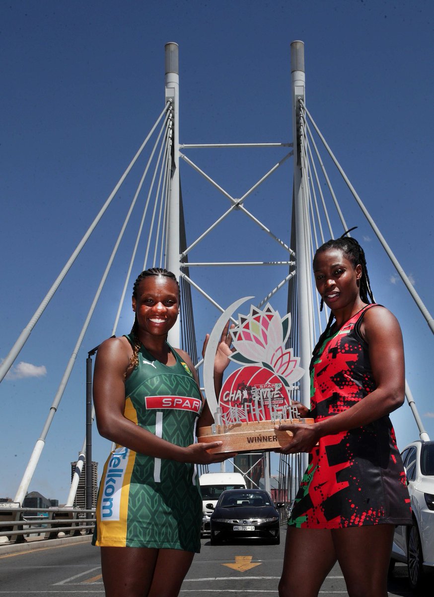 TelkomZA's tweet photo. It’s game time! 🏐🔥 The SPAR Proteas take on Malawi for their last match today at 3pm, with new captain Khanyisa Chawane targeting a 3-0 sweep. Let’s rally behind our team as they bring their best to Ellis Park! 🇿🇦💪 @Netball_SA #SPARProteas #TelkomNetball #EndPeriodPovert https://t.co/MoldNQxwD4