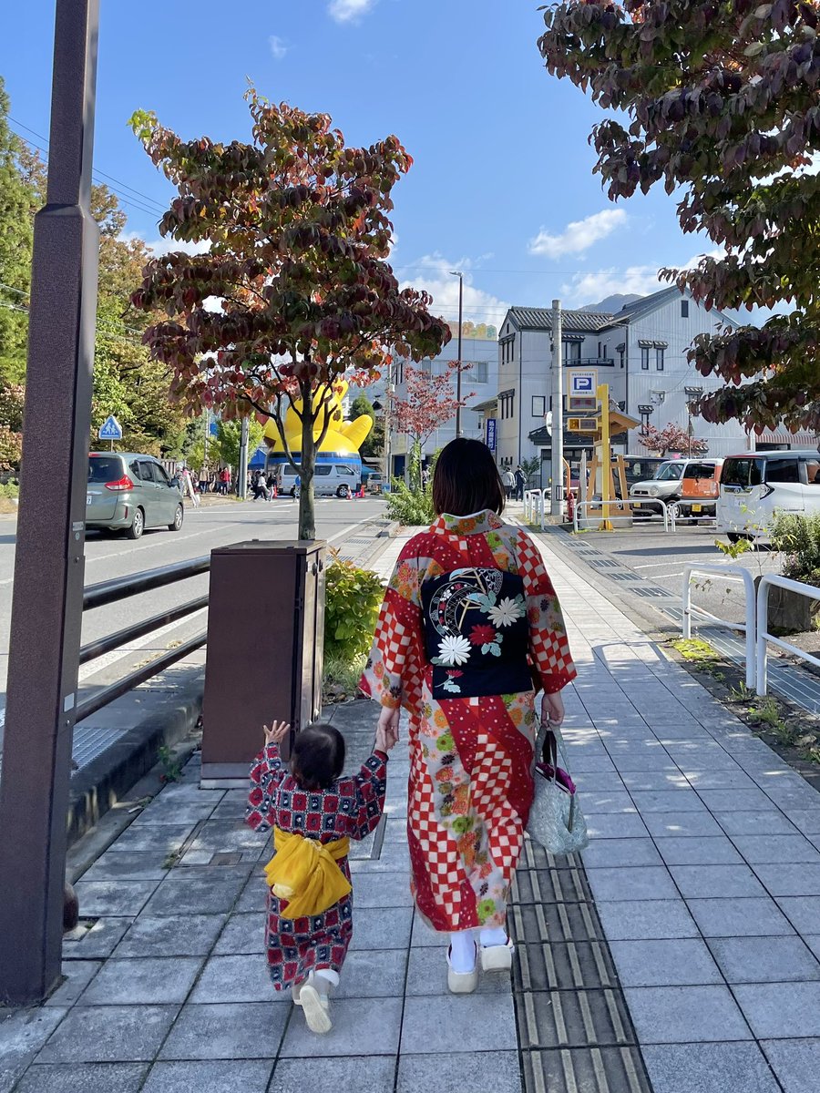 hanahitoemi's tweet photo. 娘ちゃんに着物着せたのと〜っても可愛かった💓 https://t.co/rFno1P0jCs