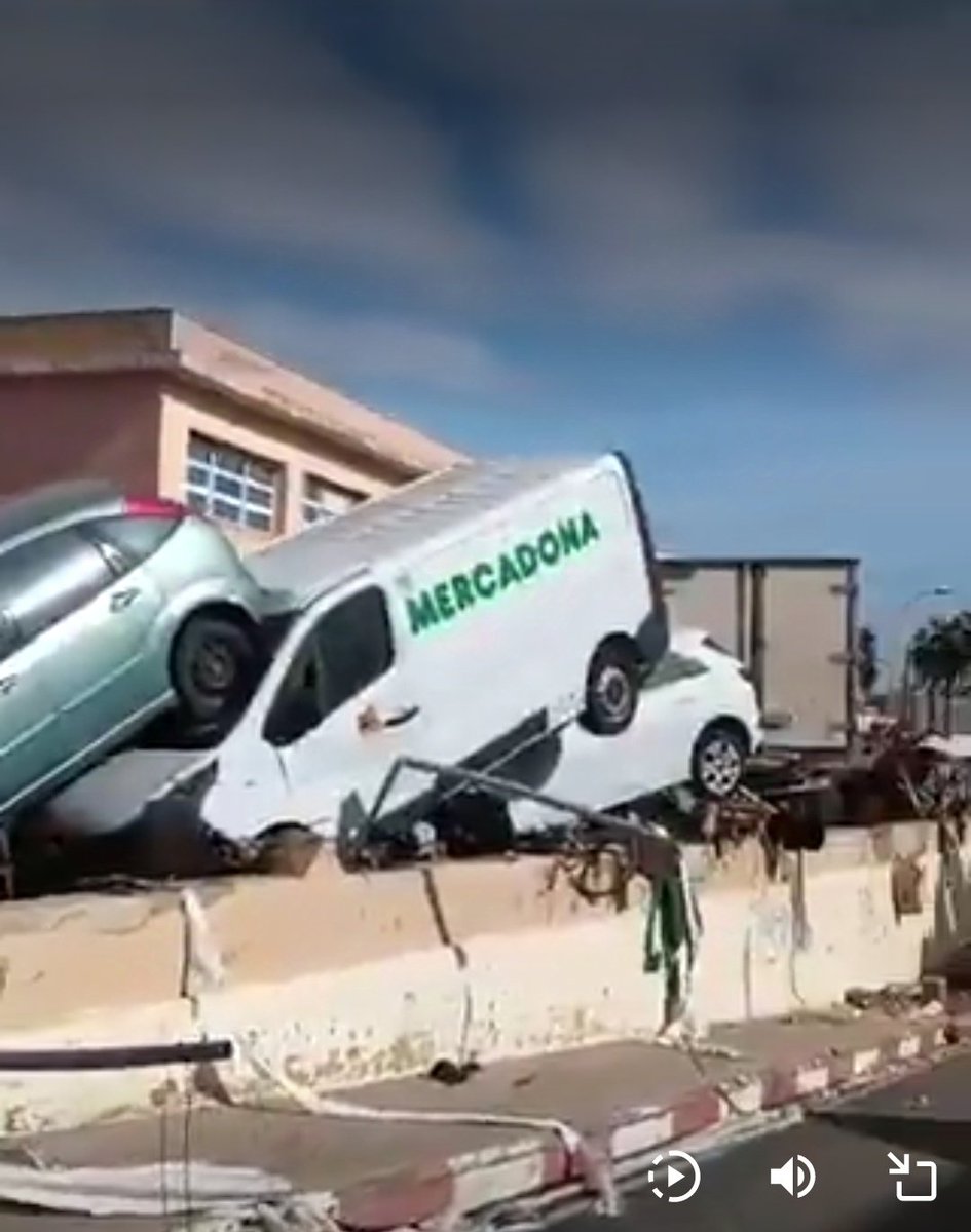 Victoria tweet media